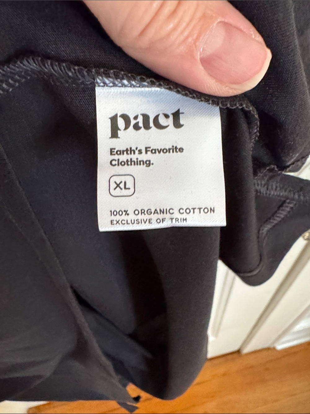 Pact Women's Black Short Sleeve Pocket Crew Tee Dress Organic Cotton NWOT - Picture 3 of 9